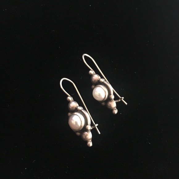 Vintage Earrings - Picture 7 of 7